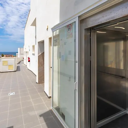 Vistas, Piscina, Terraza & Fibra